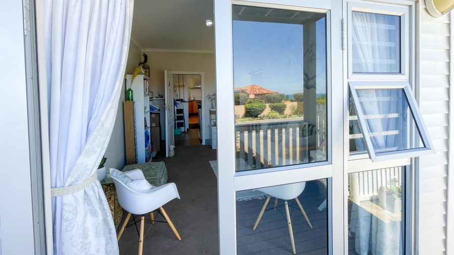 5 Bedroom Property for Sale in Hersham Western Cape